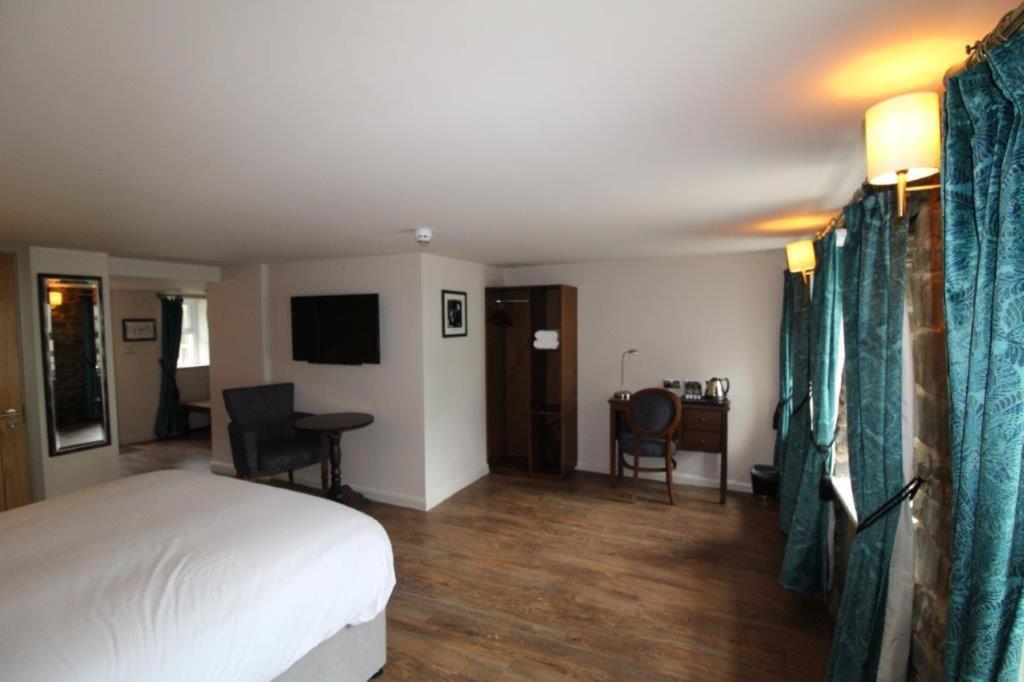 ניו קוואי Rooms @ The Dolau Inn מראה חיצוני תמונה
